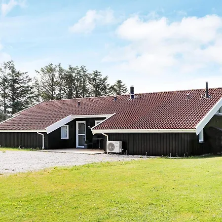 Luxury Retreat In Lonstrup *